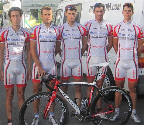 This gay teenage cyclist is one of the first pro male ...